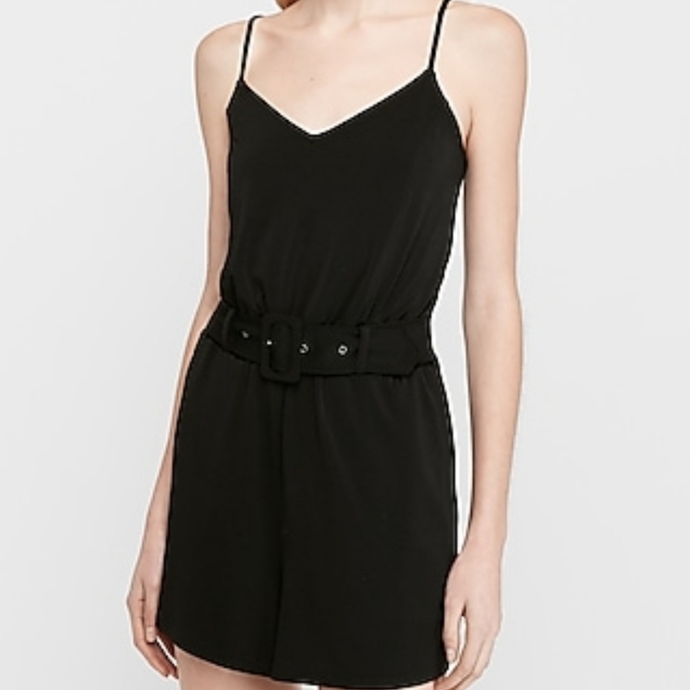Express belted utility romper size M